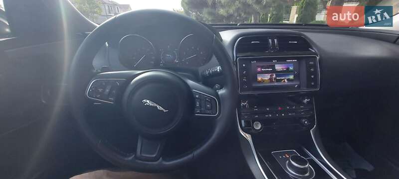 Седан Jaguar XE 2016 в Одессе