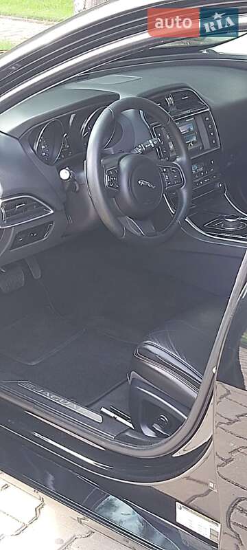 Седан Jaguar XE 2016 в Одессе