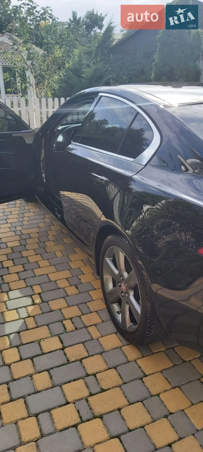 2016 Jaguar XE - мініатюра 34