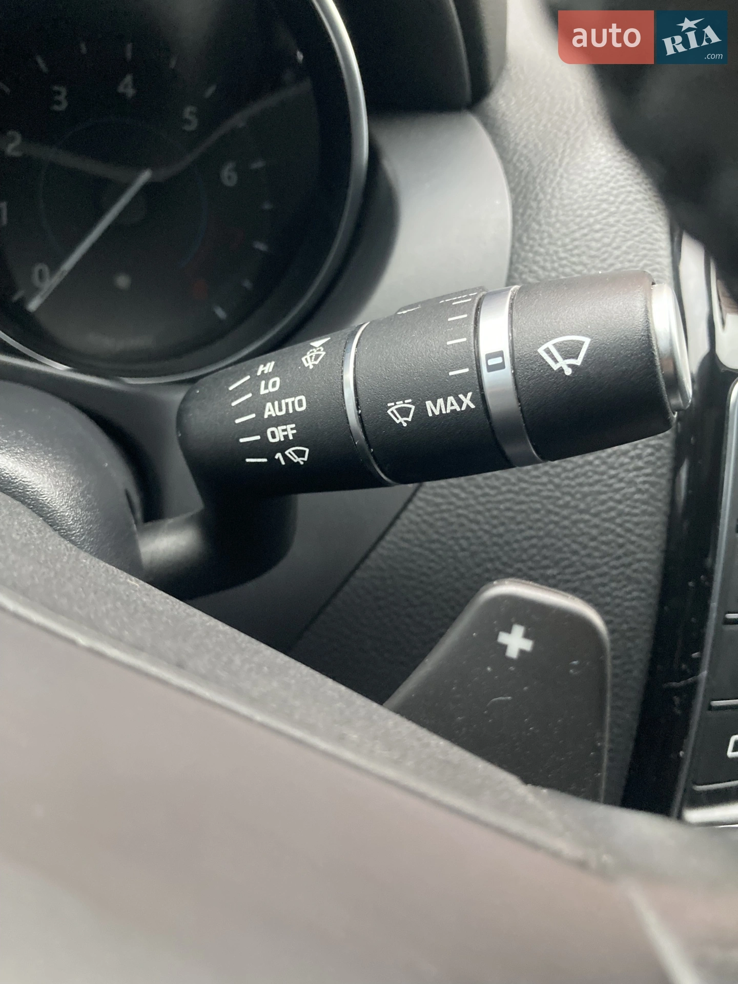2018 Jaguar XE - мініатюра 23