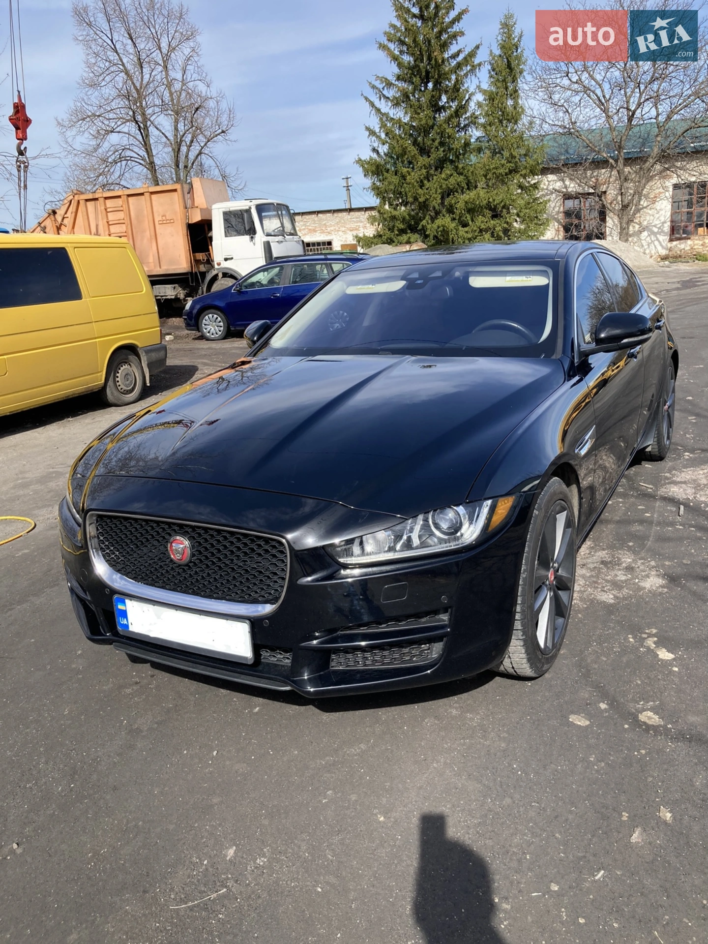 2018 Jaguar XE - мініатюра 4