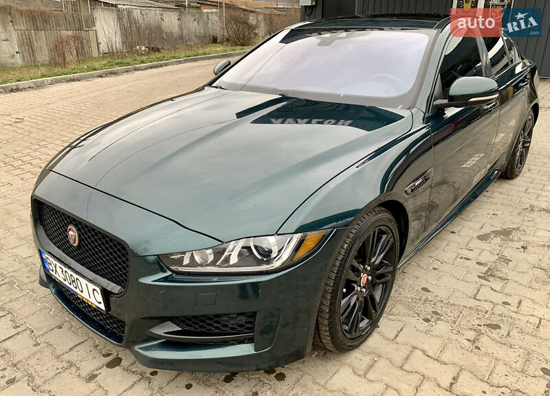 Седан Jaguar XE 2016 в Хмельницькому