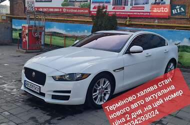 Седан Jaguar XE 2016 в Виннице