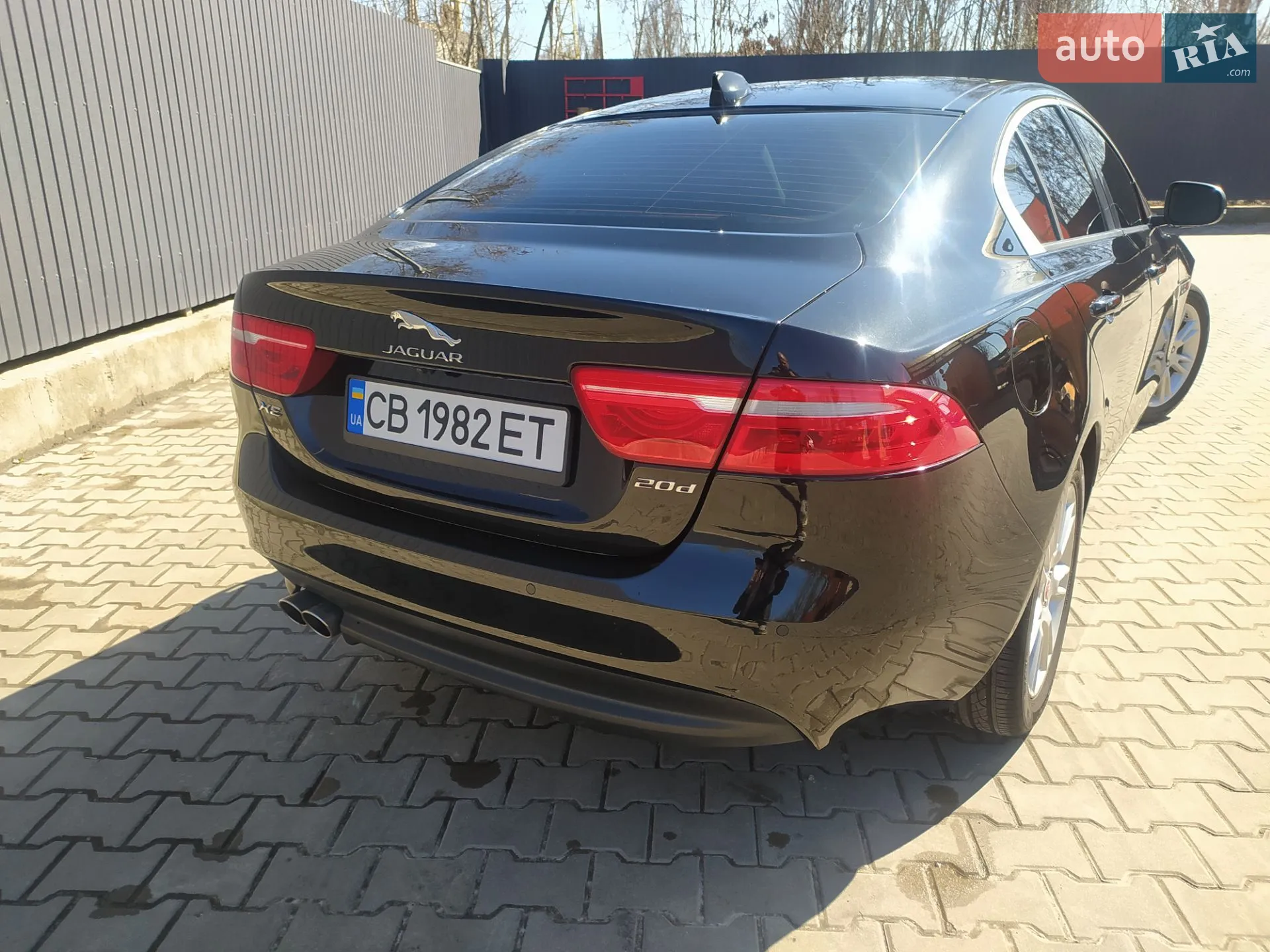 2017 Jaguar XE - мініатюра 5