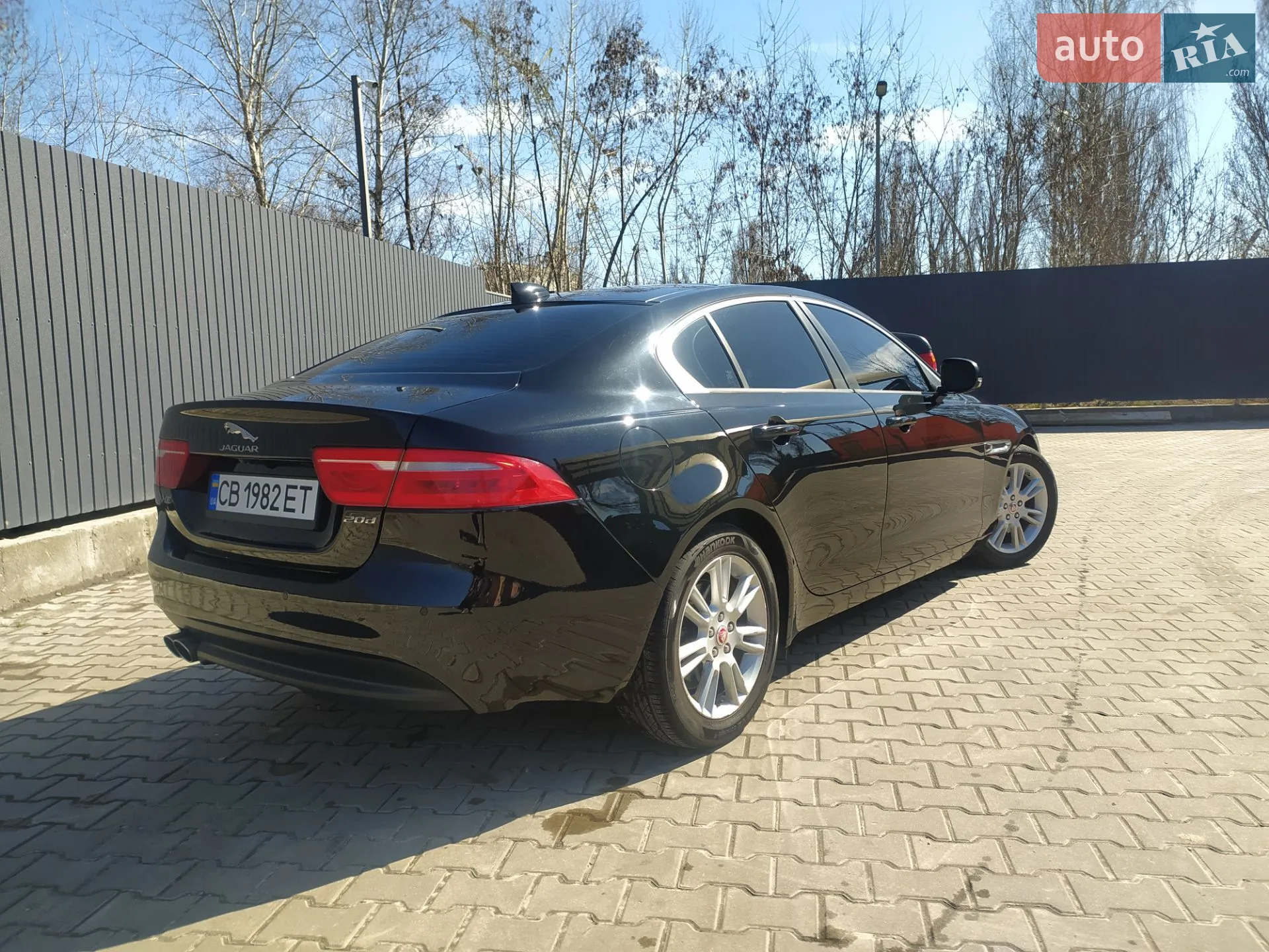 2017 Jaguar XE - мініатюра 9