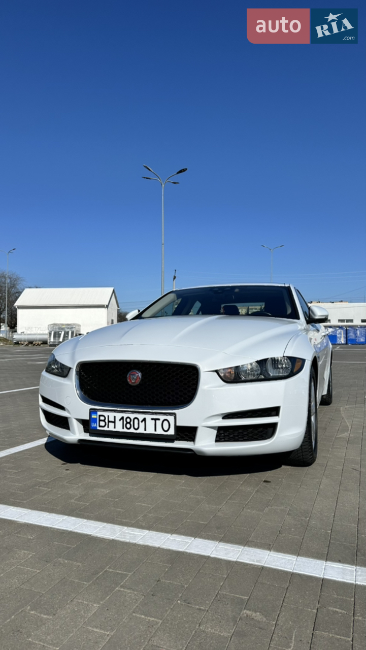 2015 Jaguar XE - мініатюра 10