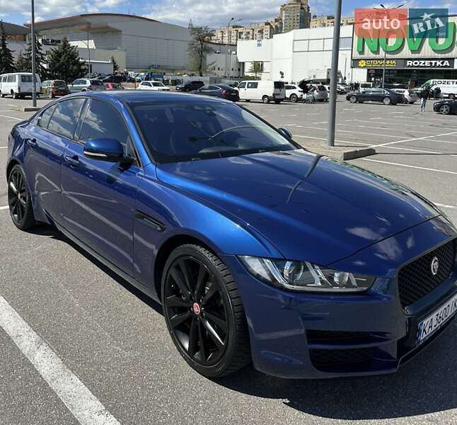 Jaguar XE 2016