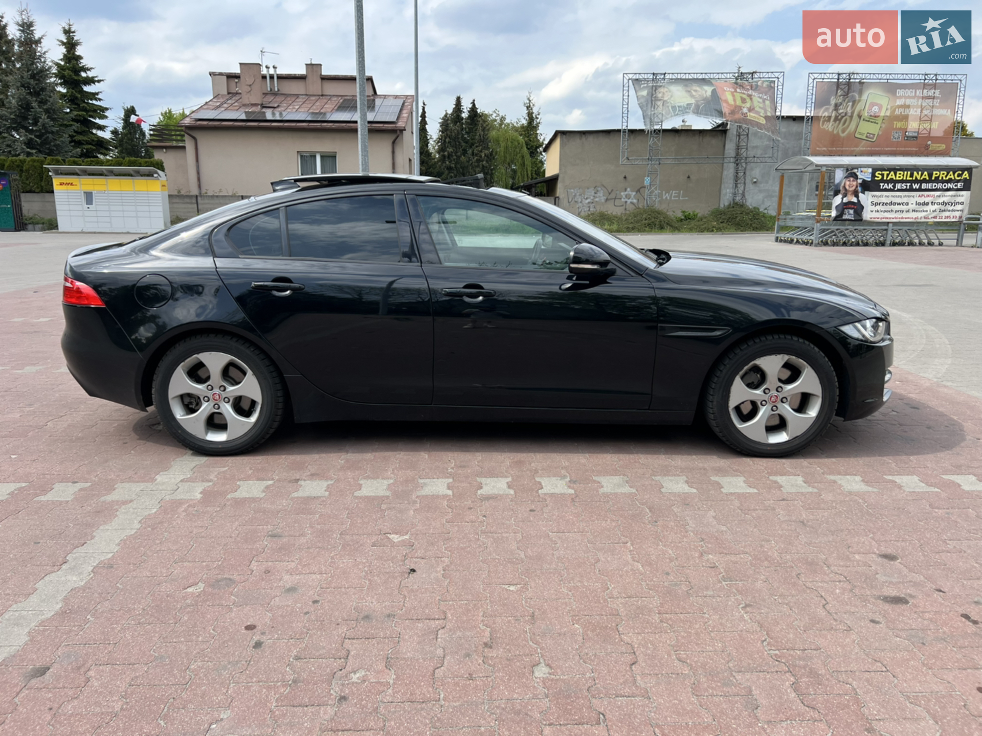 2017 Jaguar XE - мініатюра 19