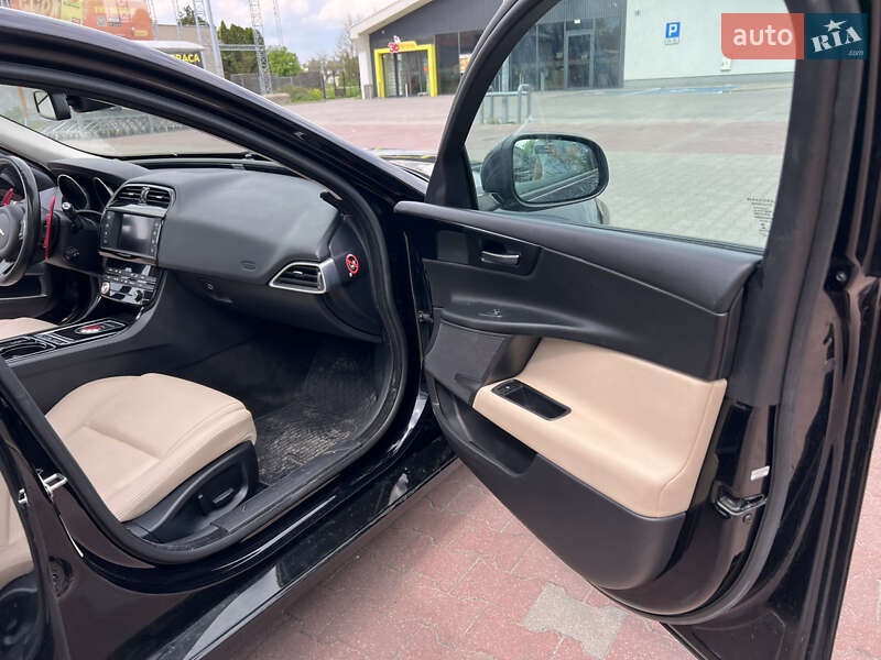 Седан Jaguar XE 2017 в Ивано-Франковске фото 25 Седан Jaguar XE 2017 в Ивано-Франковске