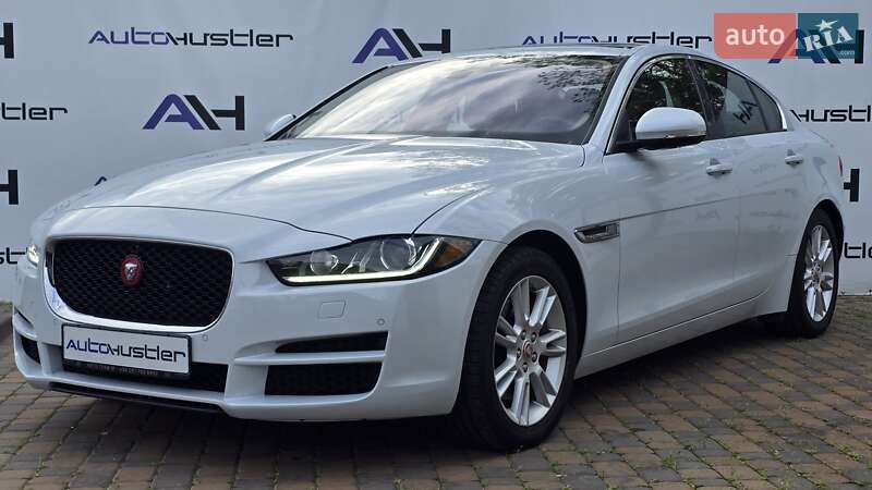 Седан Jaguar XE 2018 в Киеве