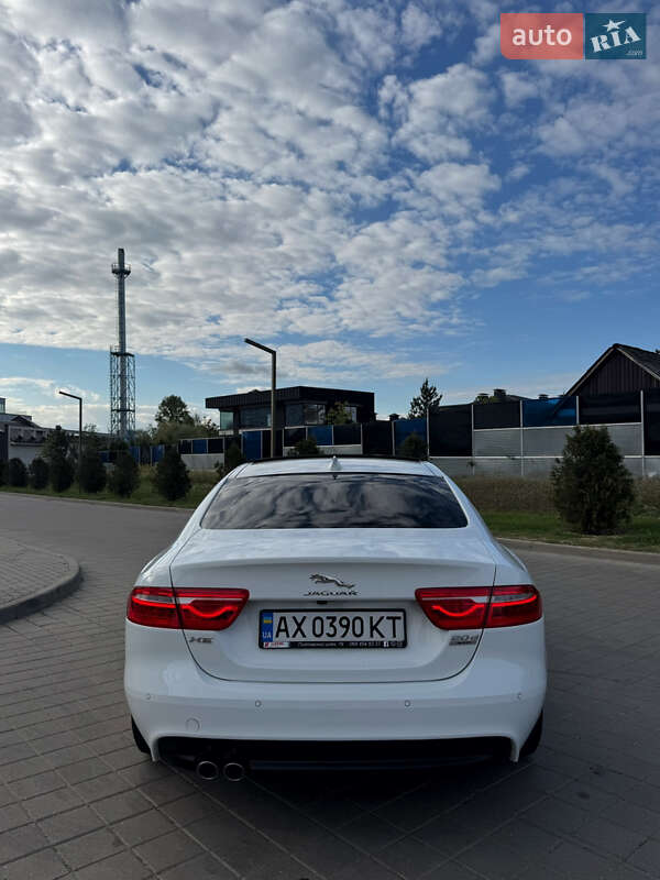 Седан Jaguar XE 2017 в Киеве фото 5 Седан Jaguar XE 2017 в Киеве