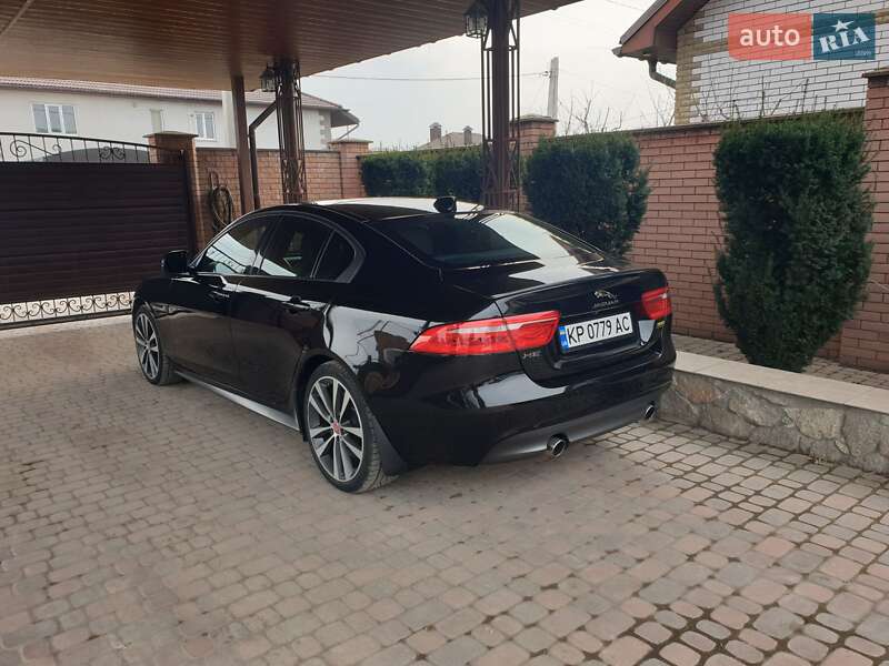 Седан Jaguar XE 2018 в Запорожье