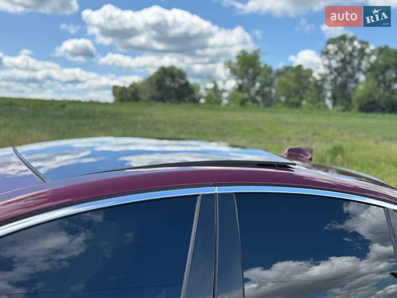 Седан Jaguar XE 2016 в Переяславе