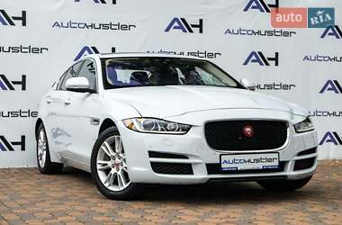 Седан Jaguar XE 2018 в Киеве