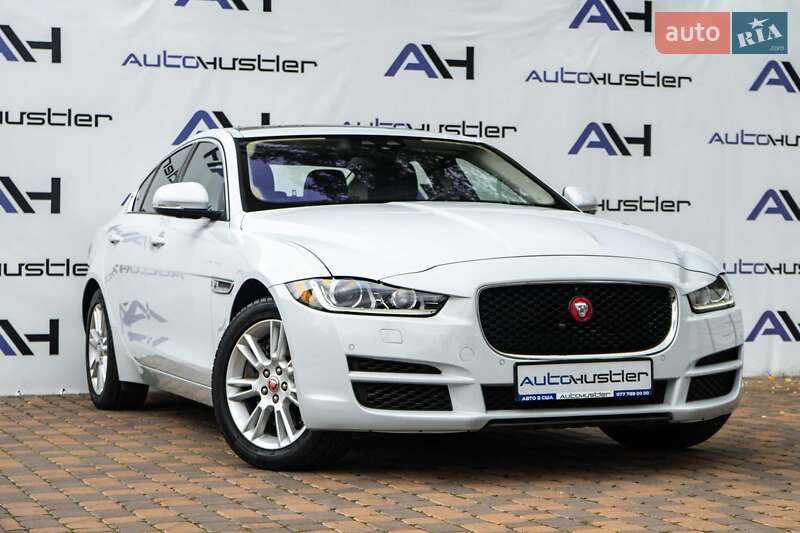 Jaguar XE 2018