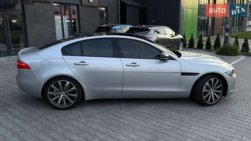 Седан Jaguar XE 2016 в Киеве фото 15 Седан Jaguar XE 2016 в Киеве