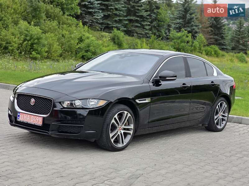 Jaguar XE 2016