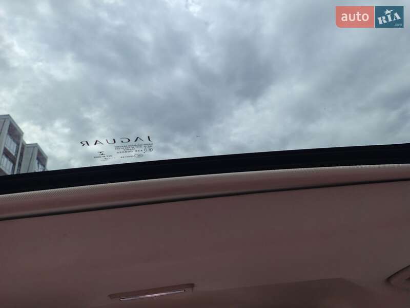 Седан Jaguar XE 2016 в Івано-Франківську фото 4 Седан Jaguar XE 2016 в Івано-Франківську