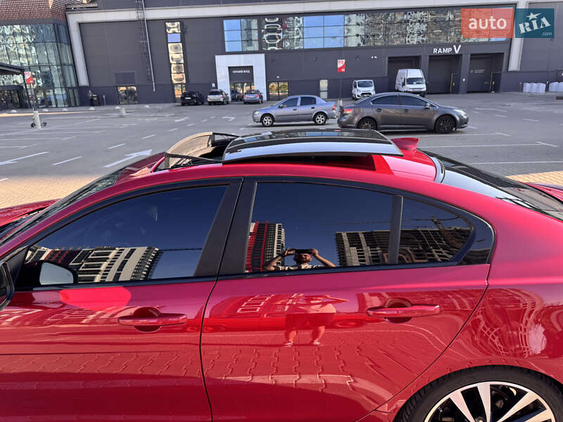 Седан Jaguar XE 2016 в Киеве