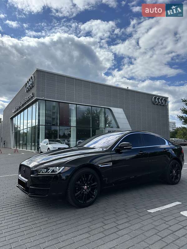 Седан Jaguar XE 2017 в Киеве фото 13 Седан Jaguar XE 2017 в Киеве