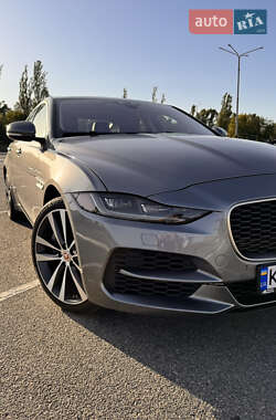 Седан Jaguar XE 2020 в Киеве