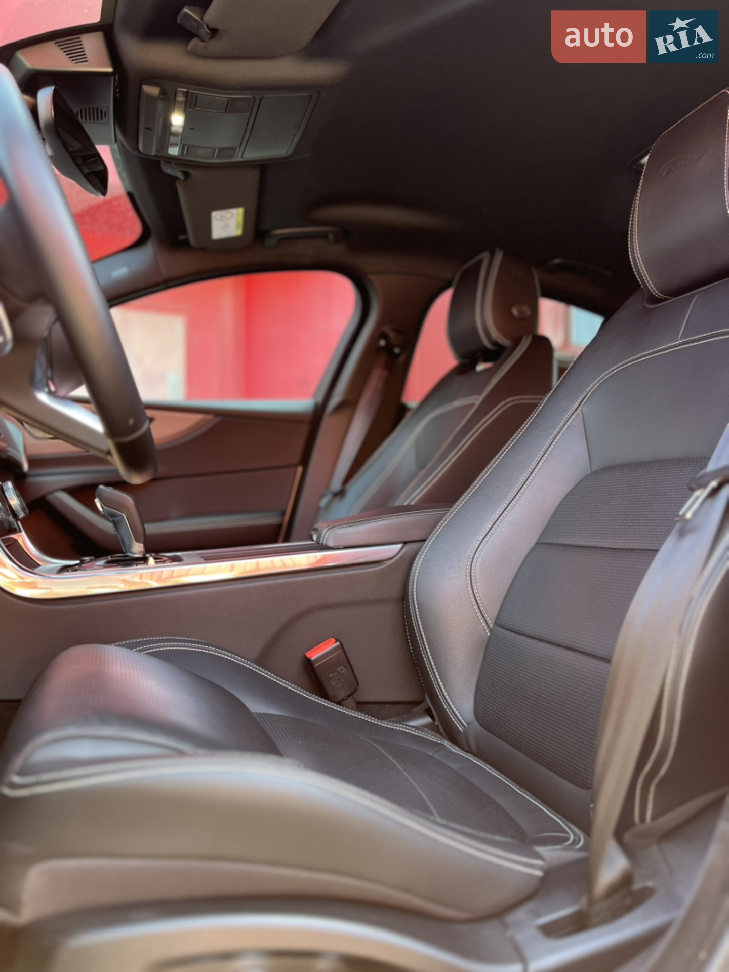 2020 Jaguar XE - мініатюра 11