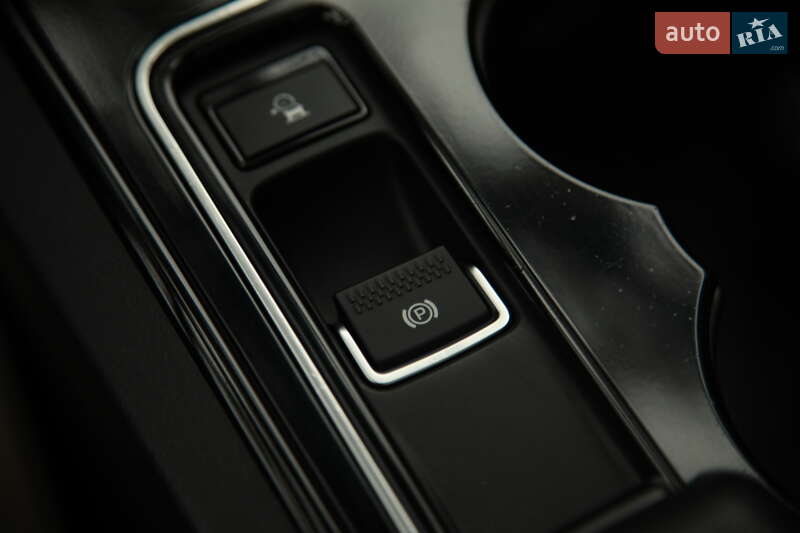 Седан Jaguar XE 2016 в Харкові