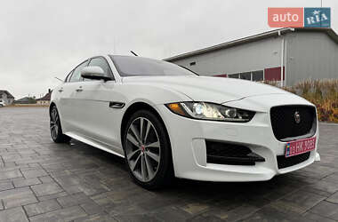 Седан Jaguar XE 2019 в  Седан Jaguar XE 2019 в
