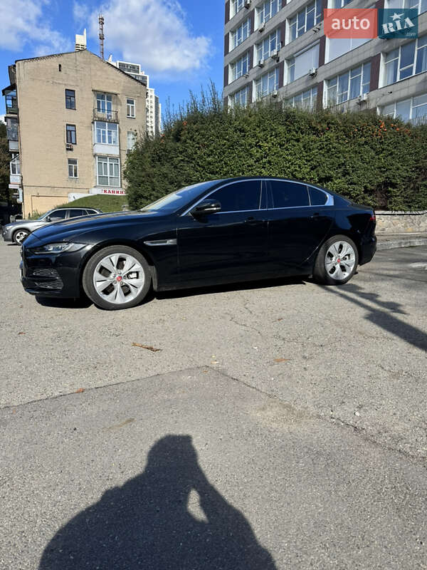 Седан Jaguar XE 2019 в Киеве фото 7 Седан Jaguar XE 2019 в Киеве