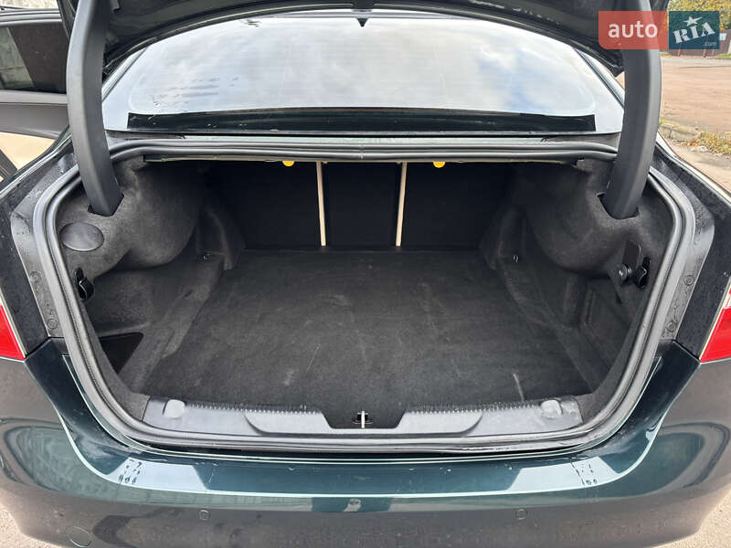 Седан Jaguar XE 2016 в Борисполе фото 13 Седан Jaguar XE 2016 в Борисполе