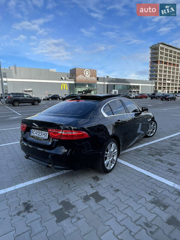 Седан Jaguar XE 2019 в Киеве фото 6 Седан Jaguar XE 2019 в Киеве