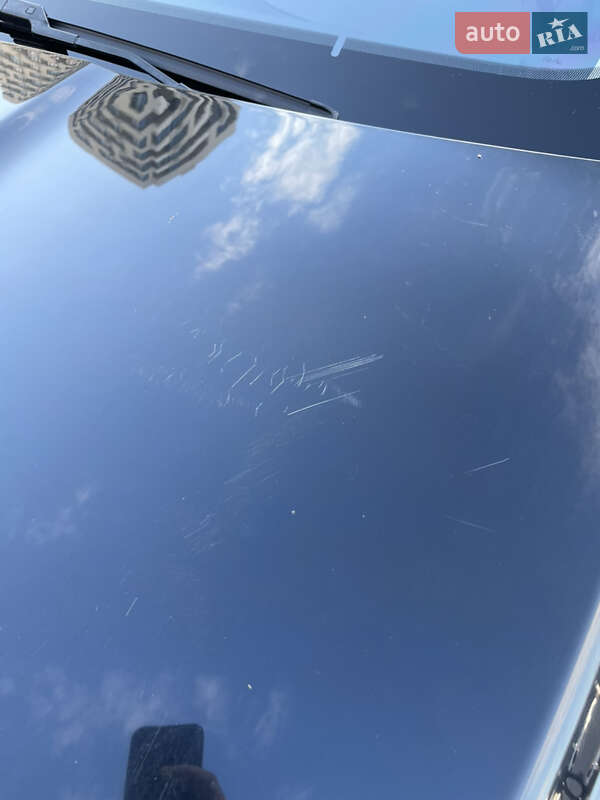 Седан Jaguar XE 2019 в Киеве фото 22 Седан Jaguar XE 2019 в Киеве