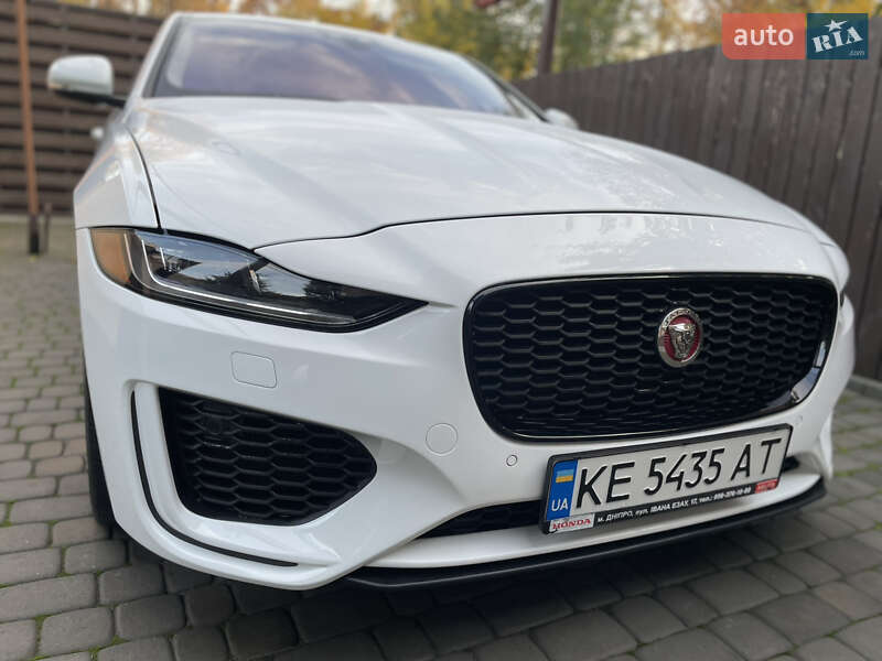 Седан Jaguar XE 2020 в Днепре фото 2 Седан Jaguar XE 2020 в Днепре