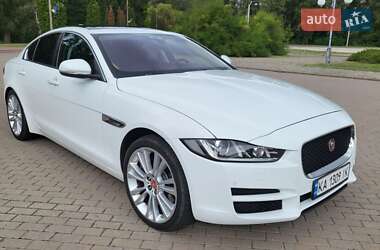 Седан Jaguar XE 2016 в Киеве