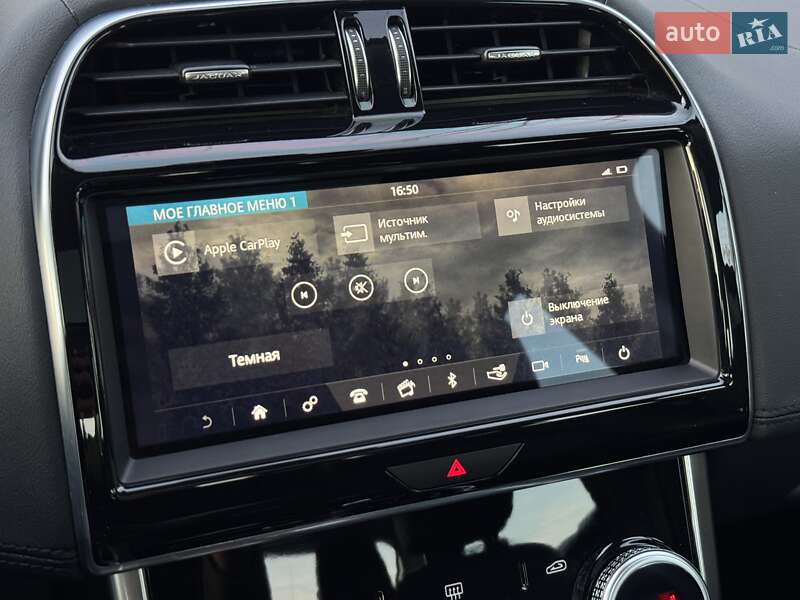 Седан Jaguar XE 2020 в Києві