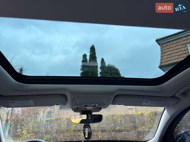 Седан Jaguar XE 2019 в Києві