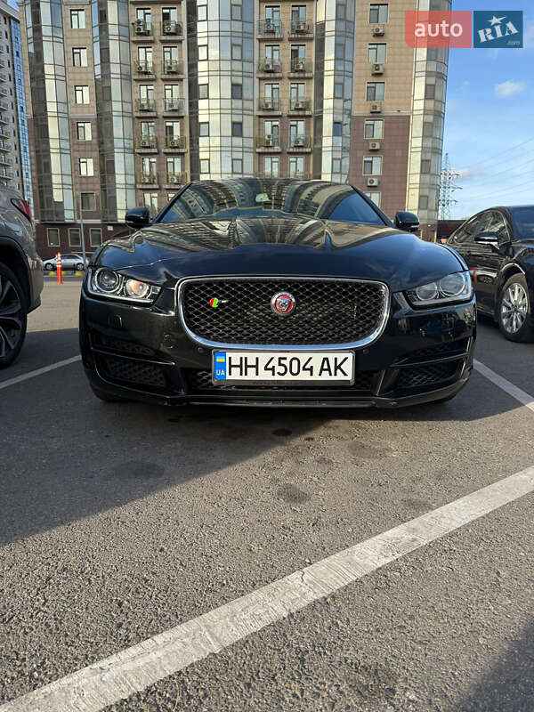 Седан Jaguar XE 2016 в Одессе