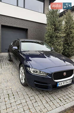 Седан Jaguar XE 2015 в Харькове