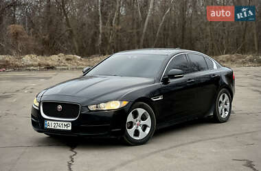 Седан Jaguar XE 2017 в Киеве