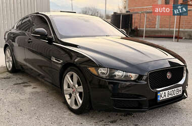 Седан Jaguar XE 2016 в Києві