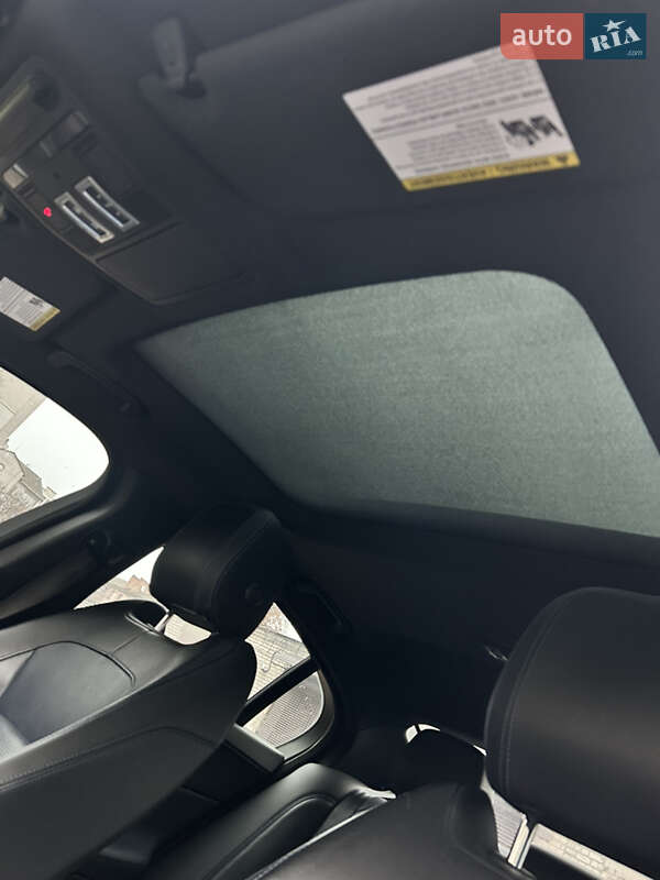 Седан Jaguar XE 2017 в Чернигове фото 23 Седан Jaguar XE 2017 в Чернигове