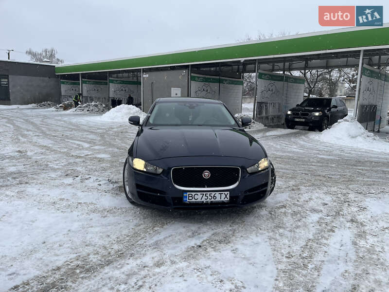 Седан Jaguar XE 2016 в Ивано-Франковске фото 8 Седан Jaguar XE 2016 в Ивано-Франковске