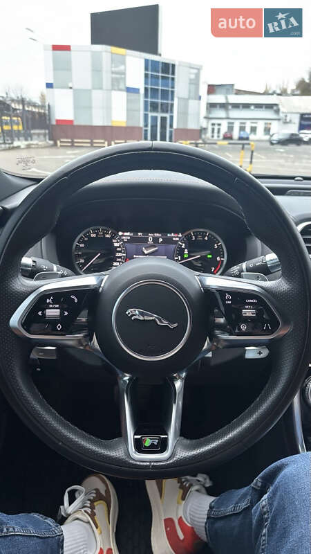 Седан Jaguar XE 2021 в Одессе