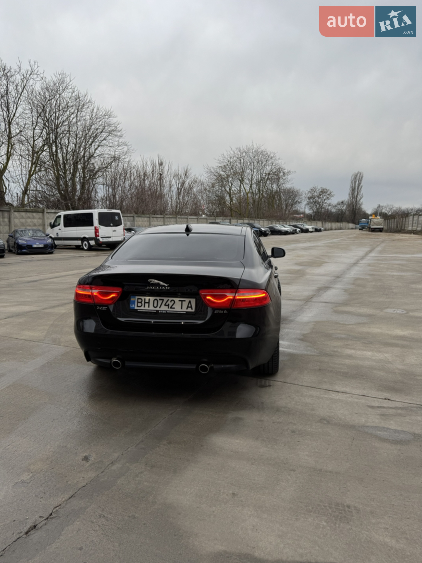 2017 Jaguar XE - мініатюра 6