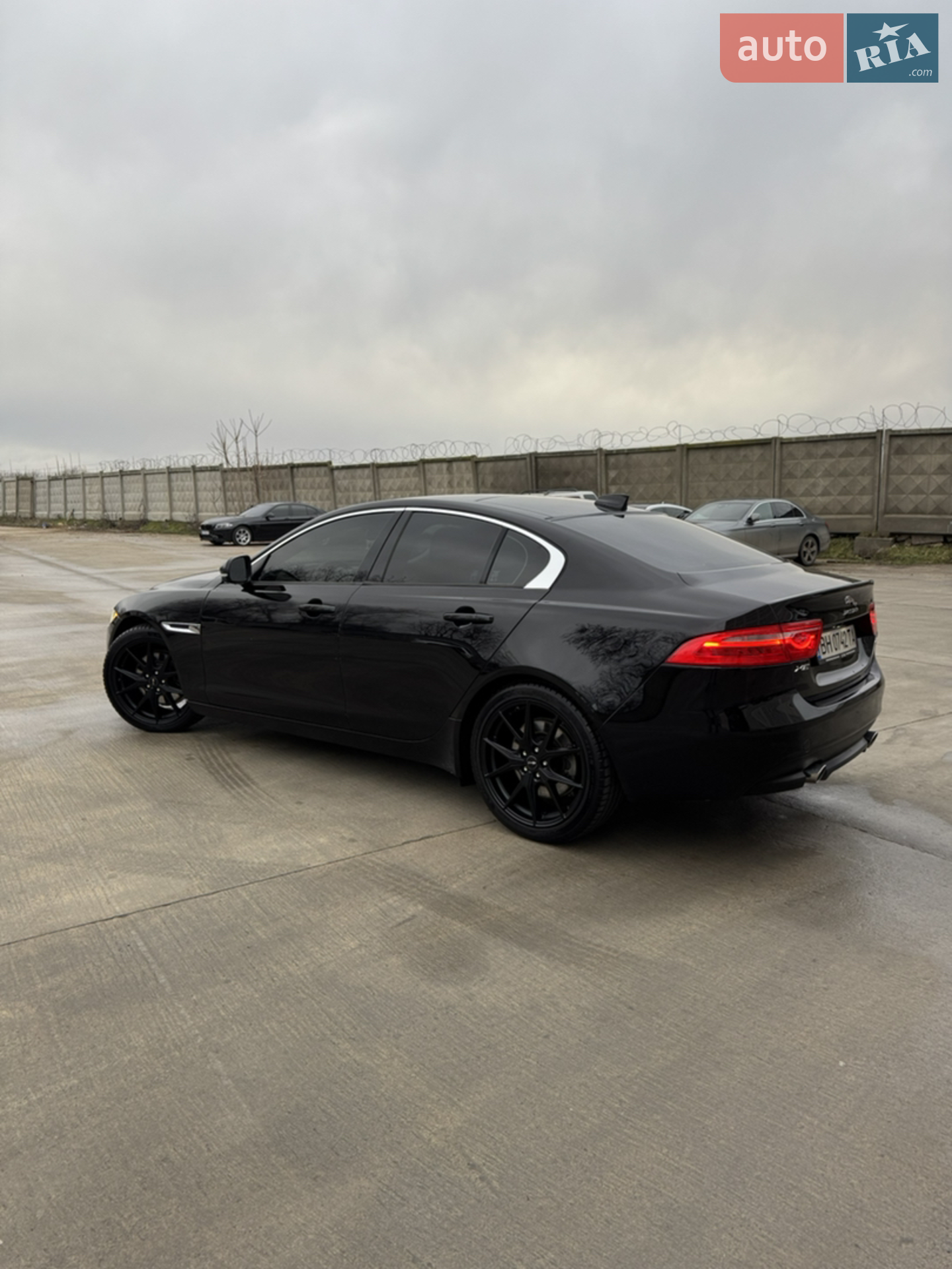 2017 Jaguar XE - мініатюра 8