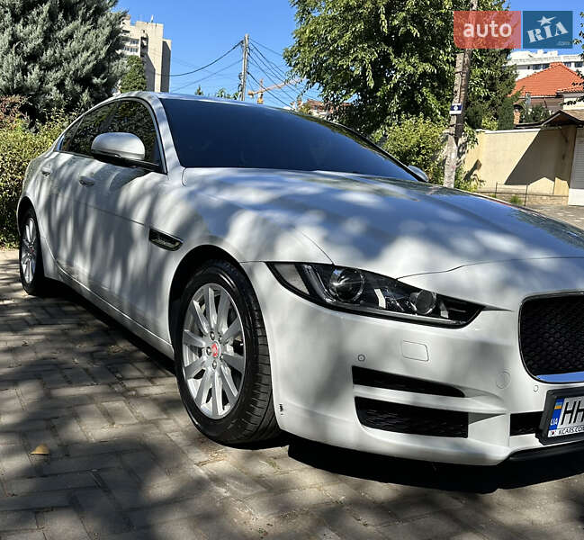 Седан Jaguar XE 2015 в Одессе