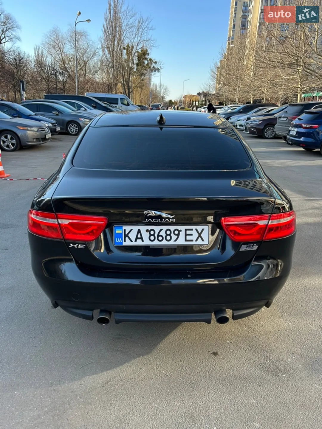 2016 Jaguar XE - мініатюра 3
