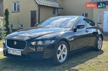 Седан Jaguar XE 2017 в Ковелі