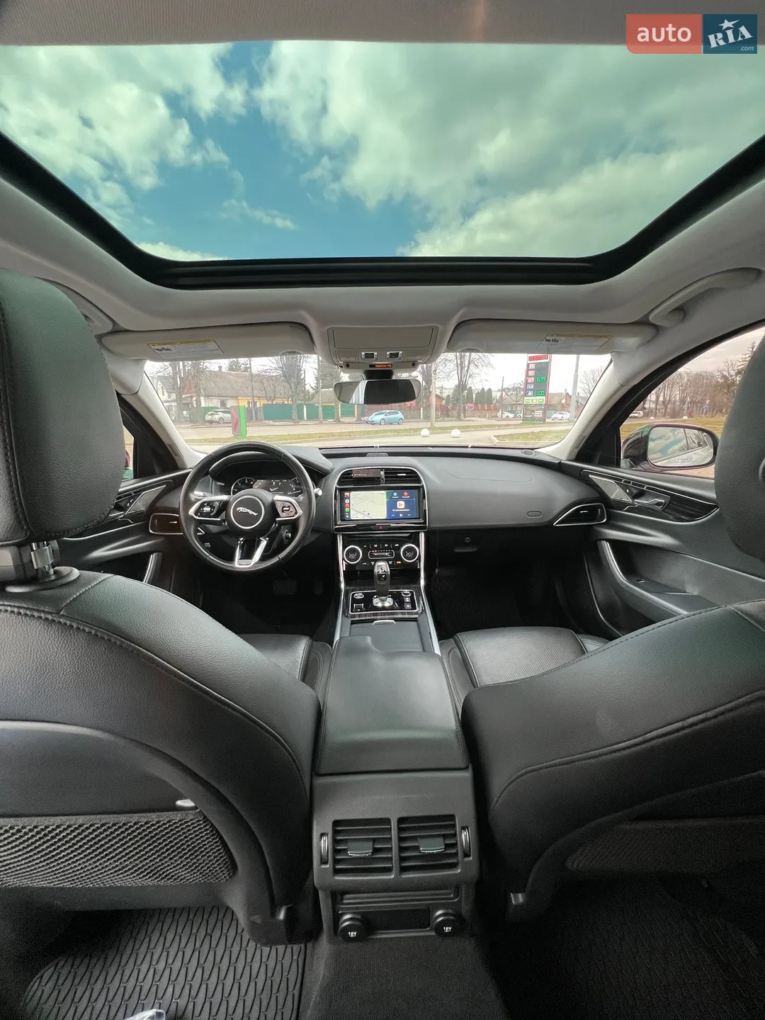 2019 Jaguar XE - мініатюра 25