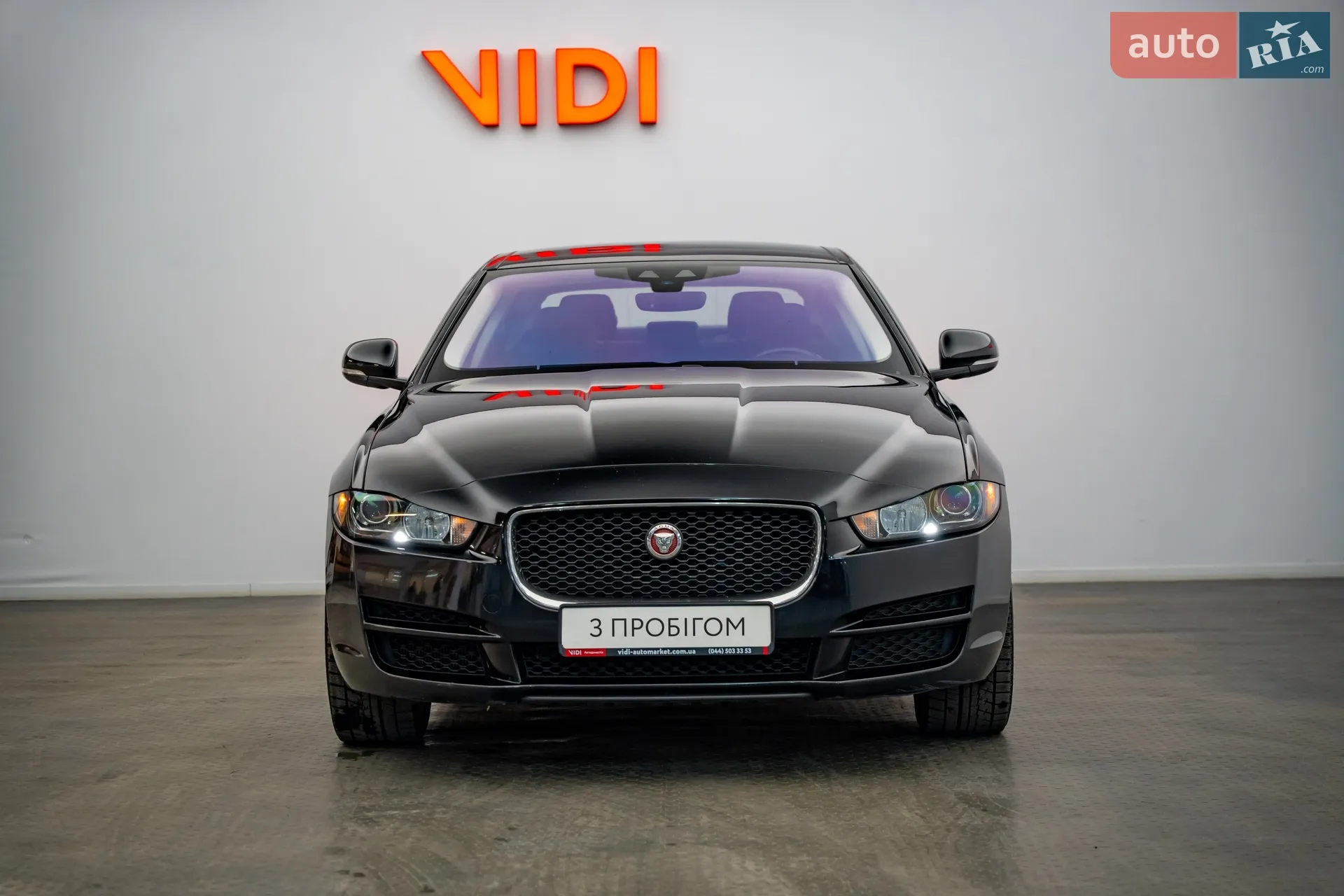 2018 Jaguar XE - мініатюра 5